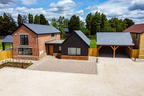 4 bedroom detached house for sale, Sherlocks End House, Kennel Lane, Kinsbourne Green, Harpenden, Hertfordshire, AL5