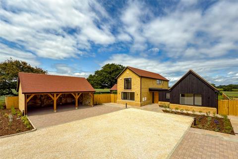 4 bedroom detached house for sale, Oak Tree House, Kennel Lane, Kinsbourne Green, Harpenden, Hertfordshire, AL5