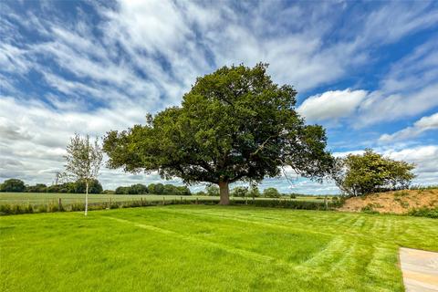 4 bedroom detached house for sale, Oak Tree House, Kennel Lane, Kinsbourne Green, Harpenden, Hertfordshire, AL5