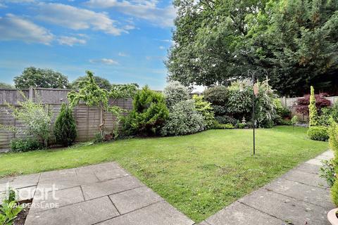 1 bedroom maisonette for sale, Katherine Court, Dargets Road, CHATHAM