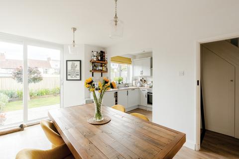 3 bedroom end of terrace house for sale, Bristol BS7