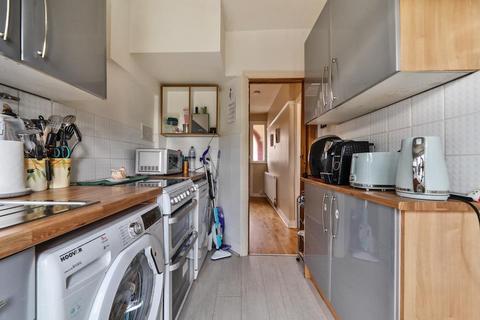 18 Alan Drive, Barnet, EN5 2PP