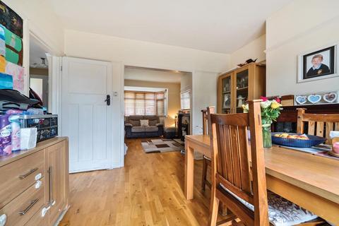 18 Alan Drive, Barnet, EN5 2PP