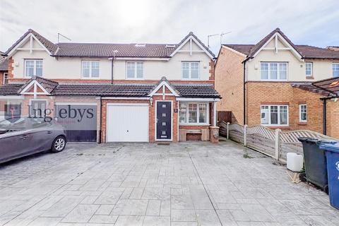 5 bedroom semi-detached house for sale, Trevose Close, Redcar