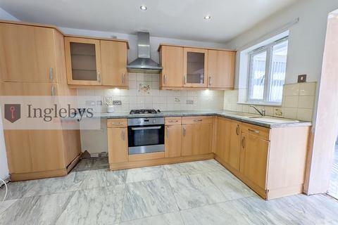 5 bedroom semi-detached house for sale, Trevose Close, Redcar