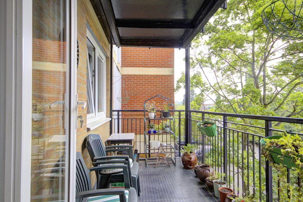 Balcony (a)