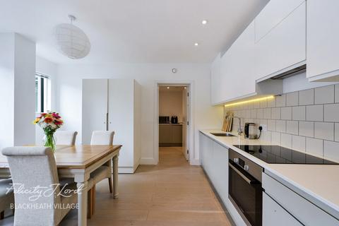 Osborn Terrace, London