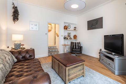27 Biggiesknowe, Peebles, EH45 8HS