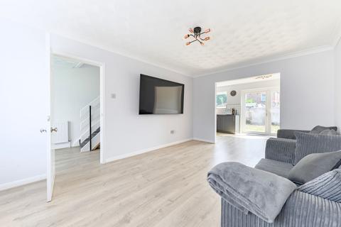 3 bedroom semi-detached house for sale, Framlingham Close, Great Yarmouth