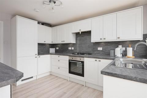 36 Glenorchil View, Auchterarder, PH3 1LU