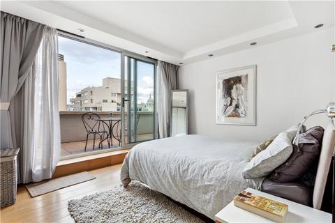 undefined, Rennie Court, 11 Upper Ground, London, SE1