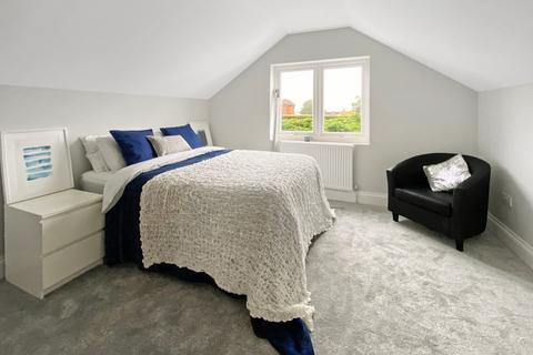 1 bedroom in a house share to rent, Greenfield Road, Cardiff, CF14
