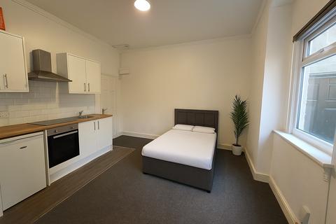 Studio to rent, Newport Road, Cardiff, CF24