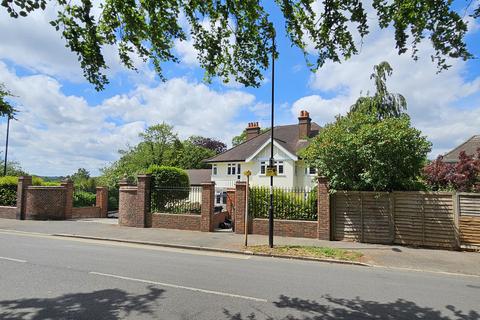 3 bedroom detached house for sale, South Croydon CR2