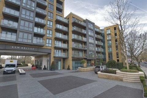 Office to rent, Kew Bridge Rd Brentford TW8 0FH