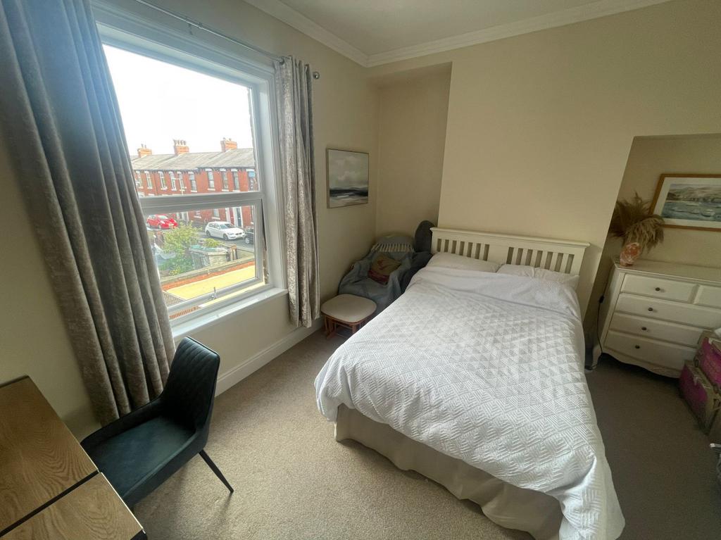 86 Roebuck Street