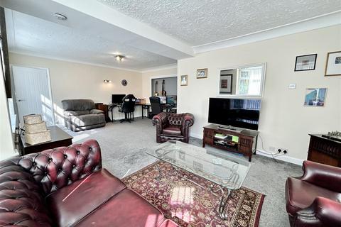 5 bedroom detached house for sale, Nook Road, Scholes, Leeds