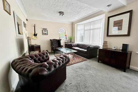 5 bedroom detached house for sale, Nook Road, Scholes, Leeds