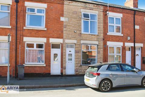 2 bedroom terraced house to rent, Central Road, Woodgate, Leicester LE3