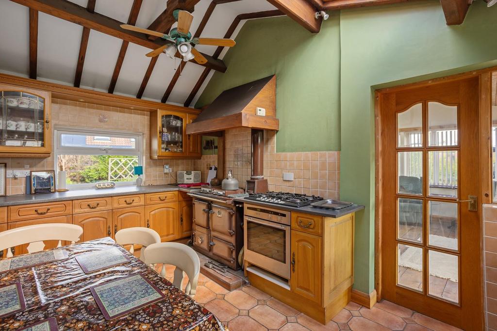 Rose Cottage, Thornton le Clay-M94 A4931-HDR.jpg