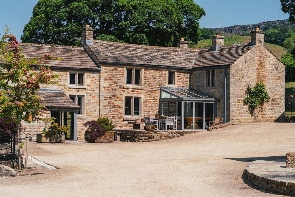 Exterior and Gardens