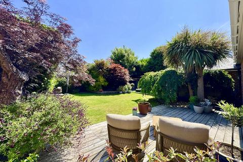 17 Bethia Road, Bournemouth, BH8 9BD