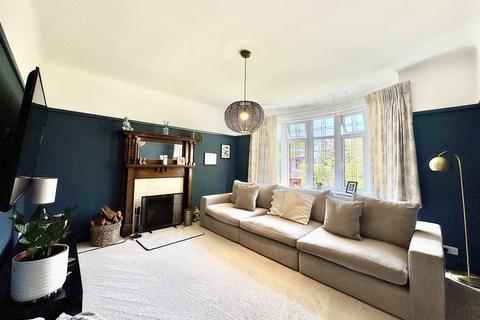 17 Bethia Road, Bournemouth, BH8 9BD