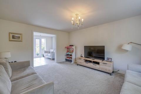 9 Aconbury Close, Webheath, Redditch, B97 5UL