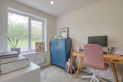 9 Aconbury Close, Webheath, Redditch, B97 5UL