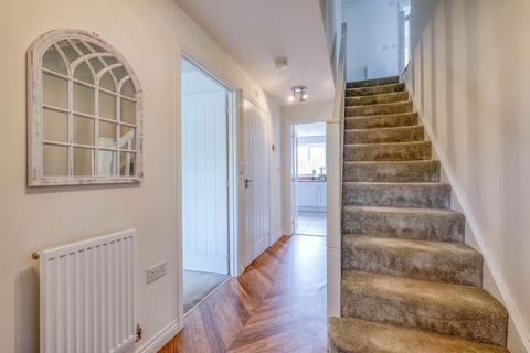 9 Aconbury Close, Webheath, Redditch, B97 5UL
