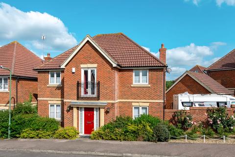 7 Darwin Close, Medbourne, Milton Keynes, MK5 6FF