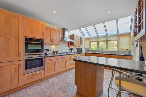 7 Darwin Close, Medbourne, Milton Keynes, MK5 6FF