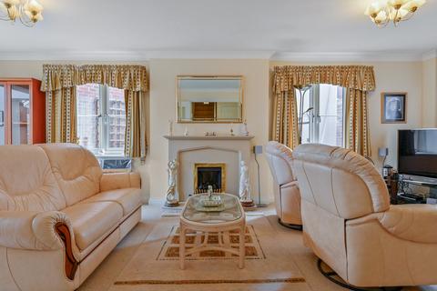 7 Darwin Close, Medbourne, Milton Keynes, MK5 6FF