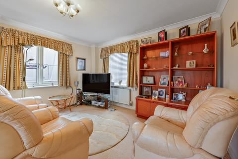 7 Darwin Close, Medbourne, Milton Keynes, MK5 6FF