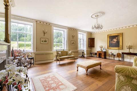 4 bedroom maisonette for sale, Missenden Road, Amersham, Buckinghamshire, HP7