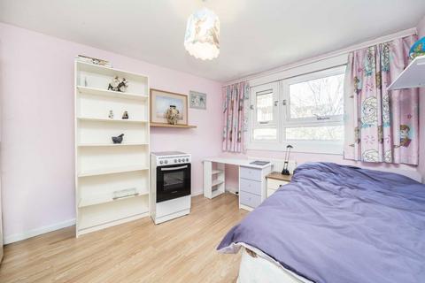 2 bedroom flat for sale, Lexden Road, London W3