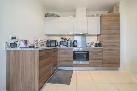1 bedroom flat for sale, Bromyard Avenue, London W3