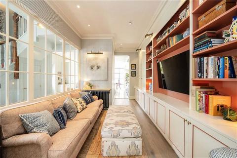 67 Goldsmith Avenue, London, W3 6HP