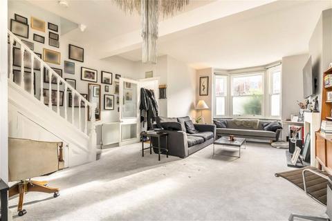3 bedroom terraced house for sale, Roxwell Road, London W12