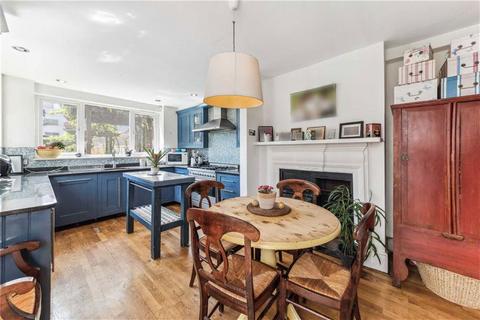 44 Aldbourne Road, London, W12 0LN