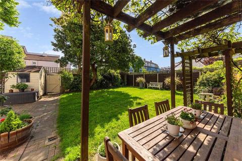 44 Aldbourne Road, London, W12 0LN