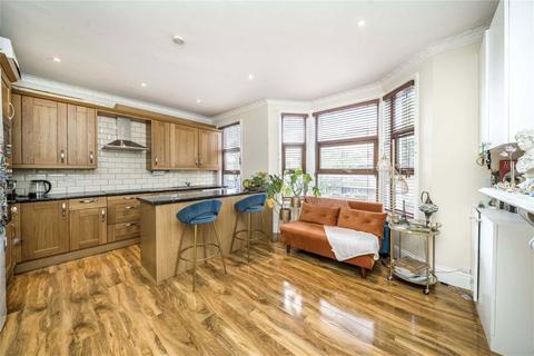 2 bedroom flat for sale, Askew Road, London W12