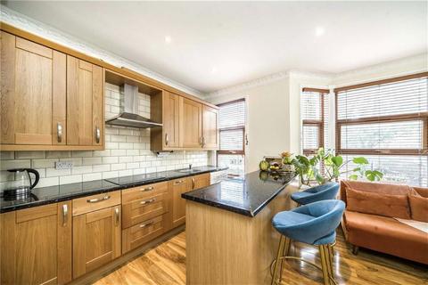 2 bedroom flat for sale, Askew Road, London W12
