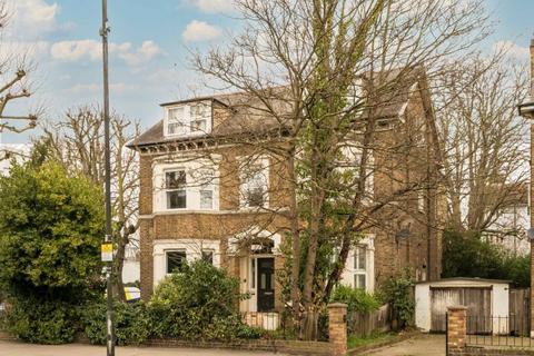 2 bedroom flat for sale, Uxbridge Road, London W12