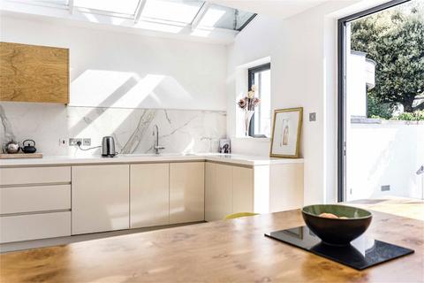 4 bedroom terraced house for sale, Percy Road, London W12