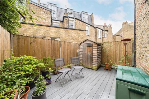 undefined, Yukon Road, London SW12