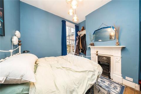 1 bedroom flat for sale, Yukon Road, London SW12