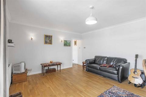 undefined, Warwick Drive, London SW15