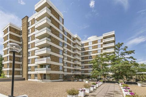 undefined, Warwick Drive, London SW15