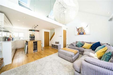 2 bedroom flat for sale, White Hart Lane, Barnes SW13